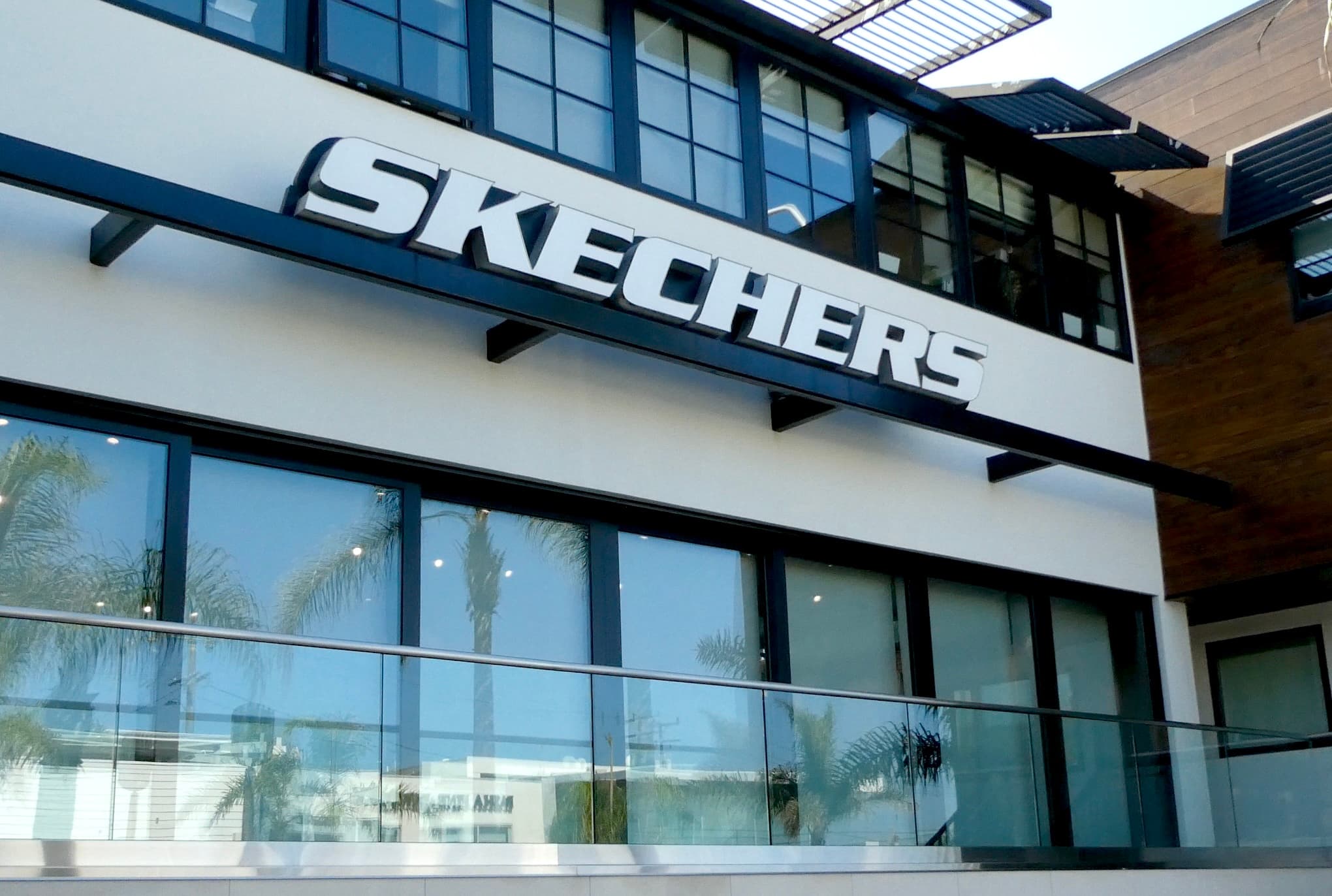 Skechers rose from humble Manhattan Beach beginnings to $8 billion in annual sales